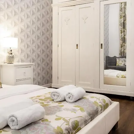 Househost Apartment: Boguslawskiego Street Cracovia Exterior foto