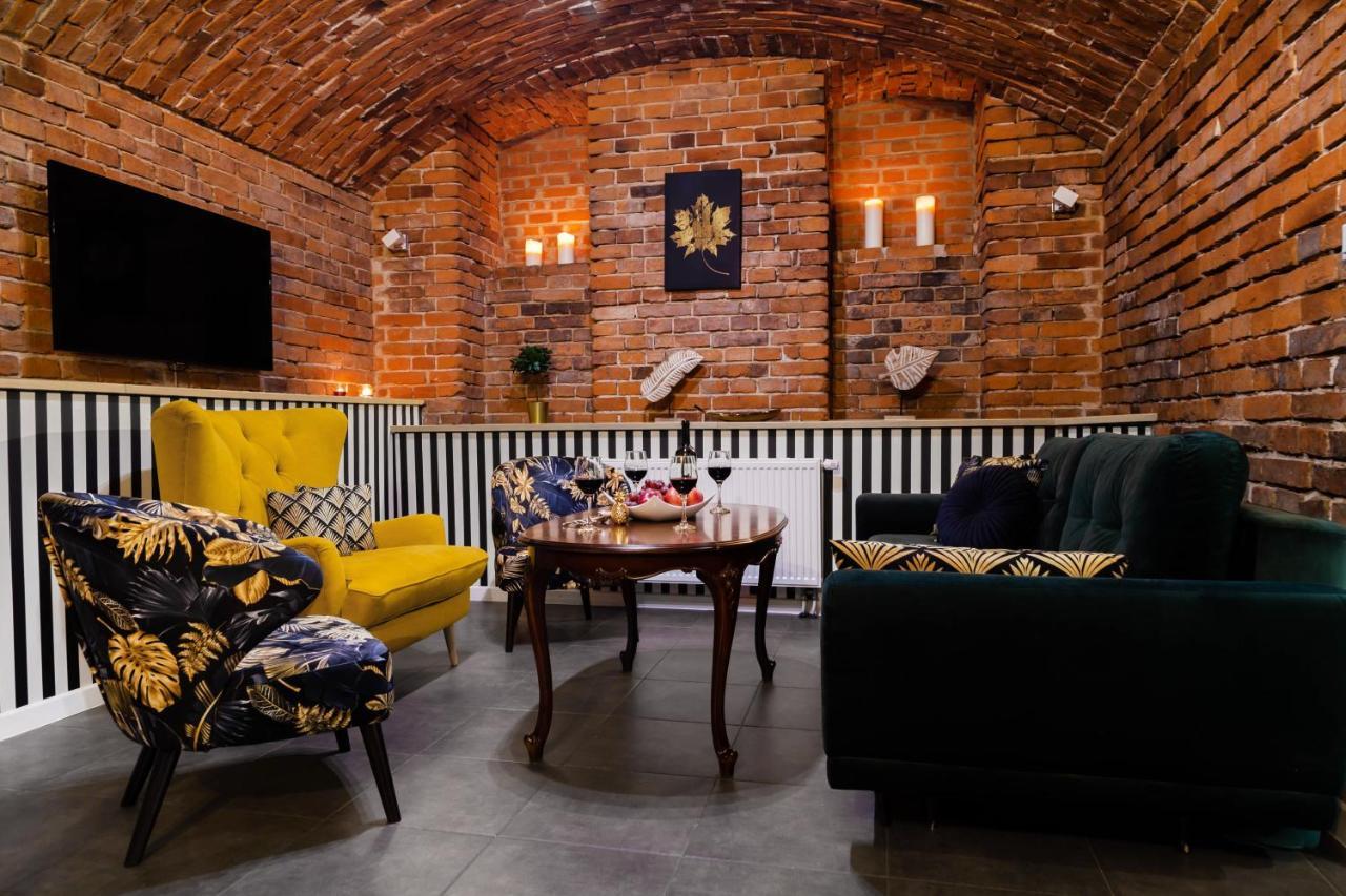 Househost Apartment: Boguslawskiego Street Appartamento